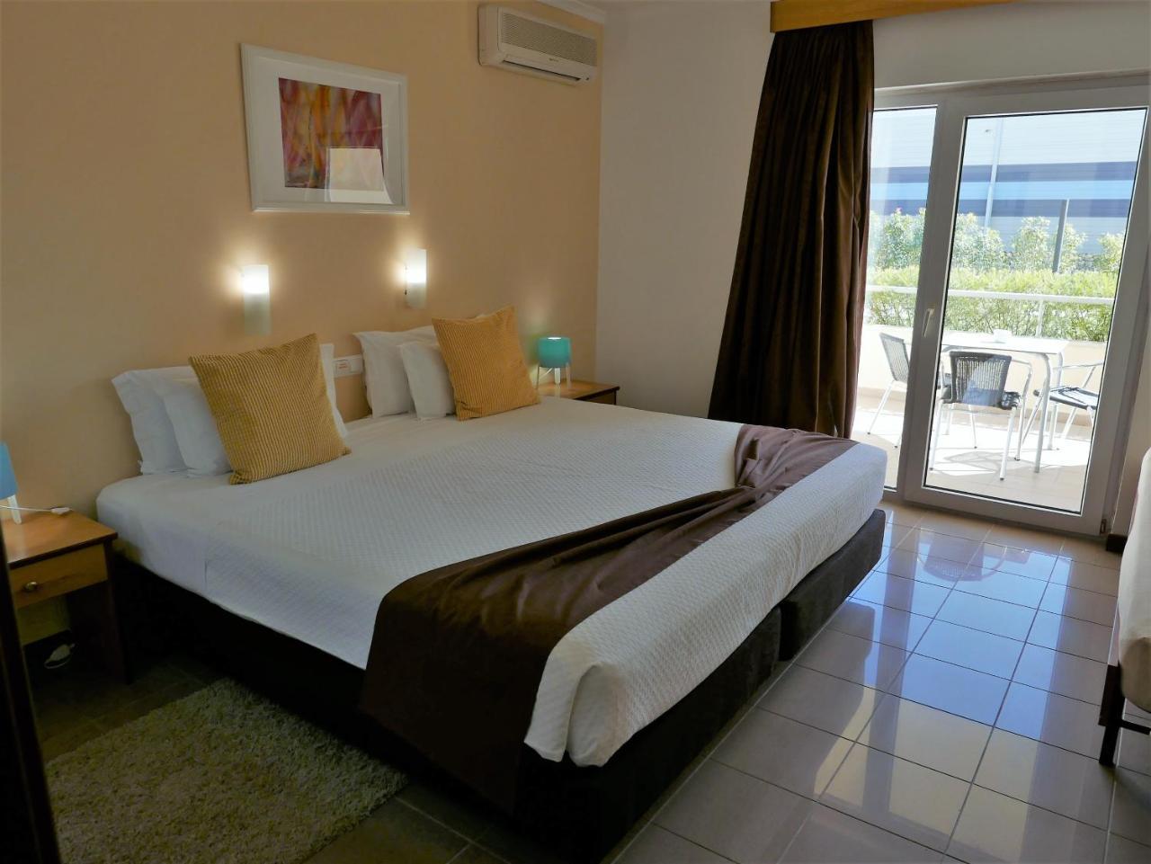 Estoril 7 Aparthotel Bagian luar foto