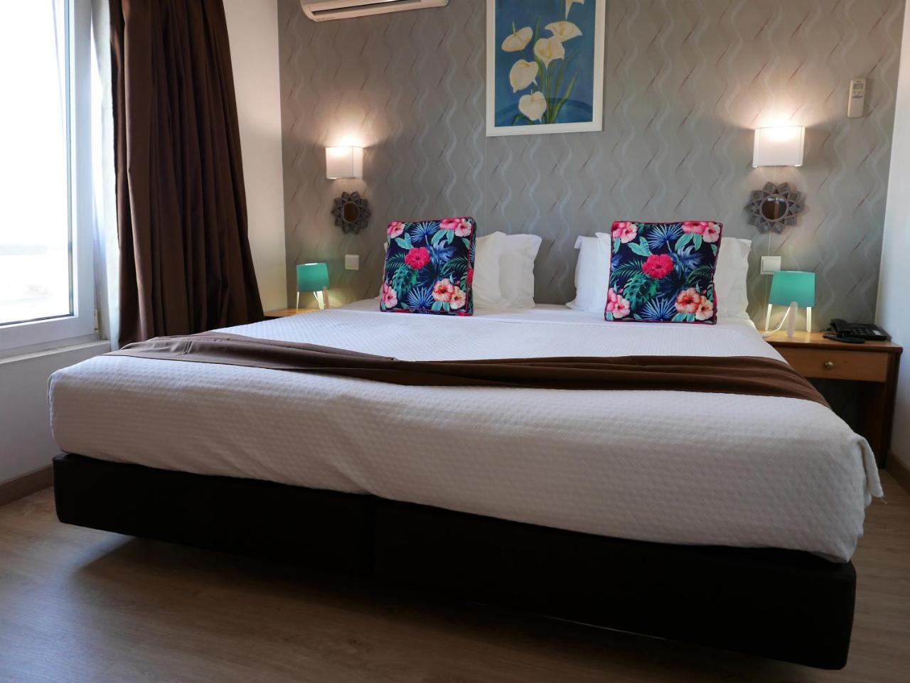 Estoril 7 Aparthotel Bagian luar foto